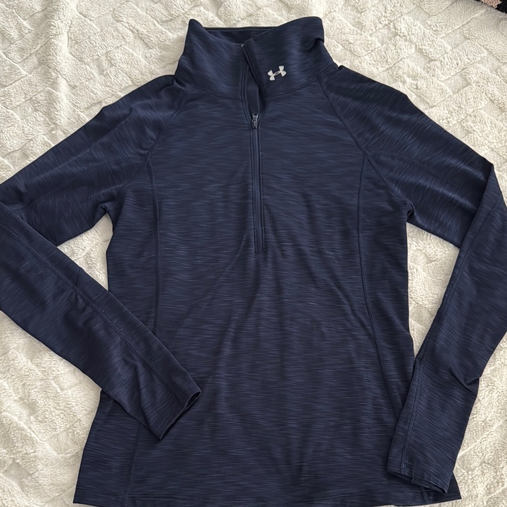 Under Armour Women's Navy Pullover Top